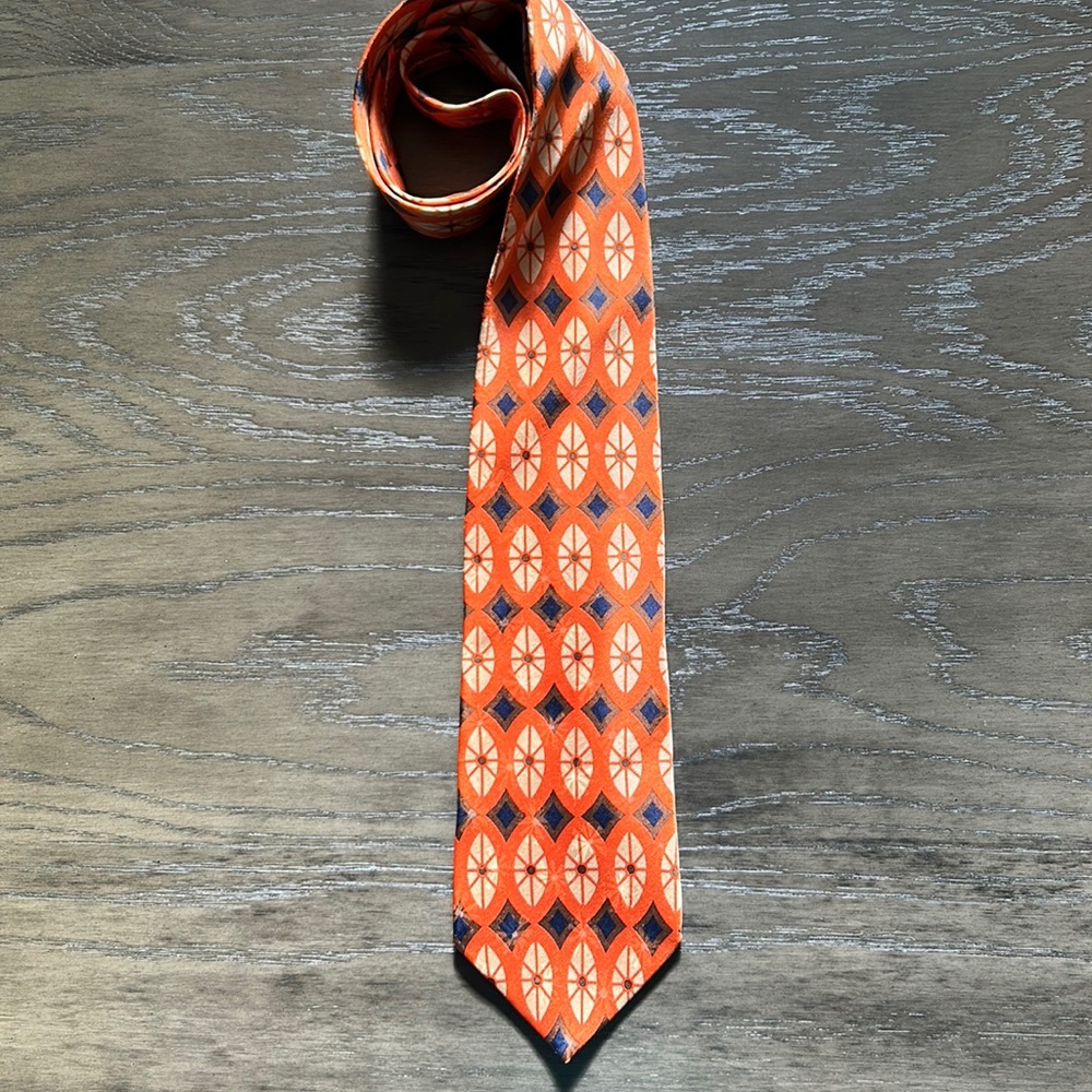 Ungaro Paris 100% Silk Neck Tie Made in Italy